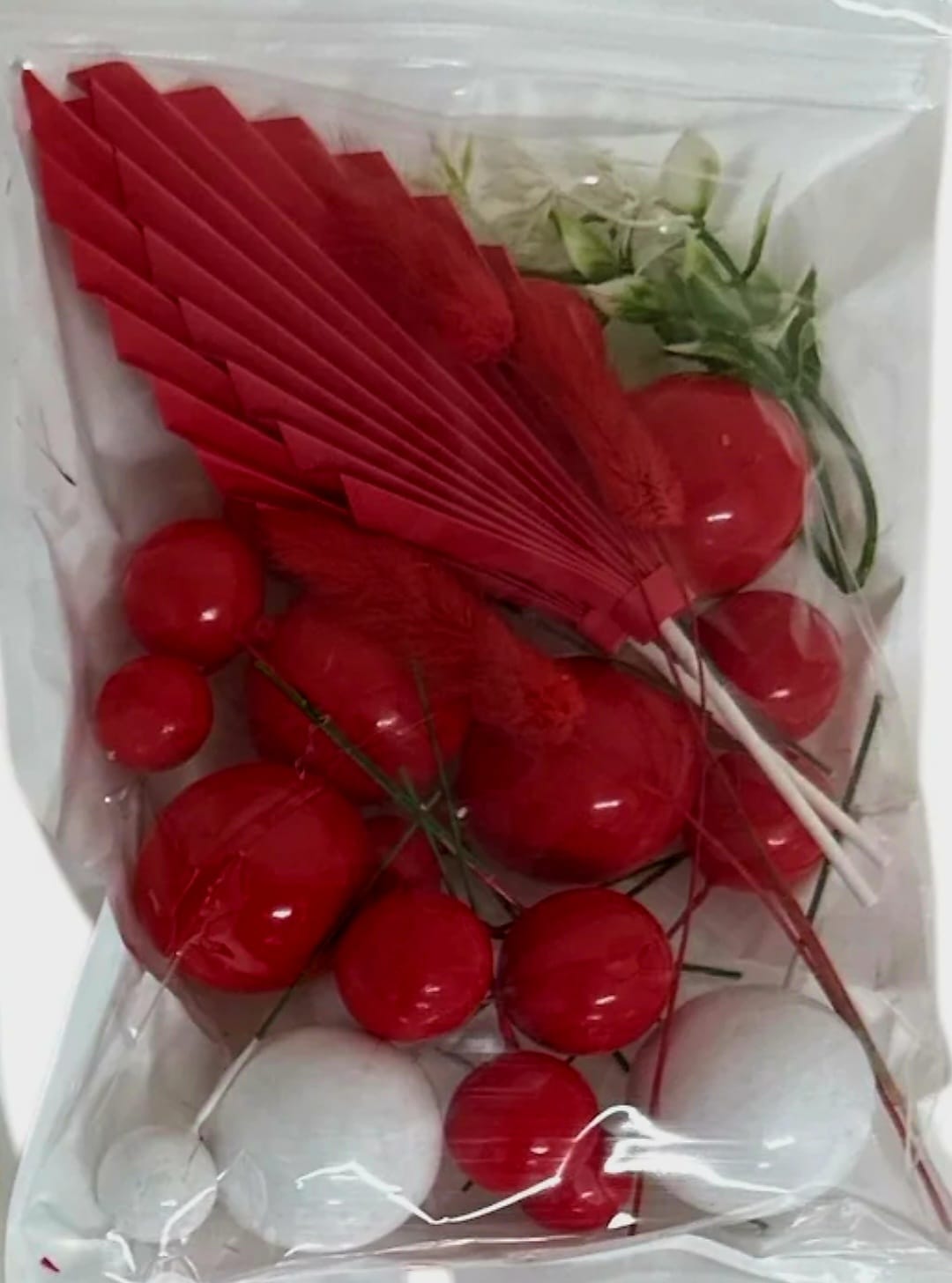 Sfere,bile non alimentare, Rosu +Frunze decor