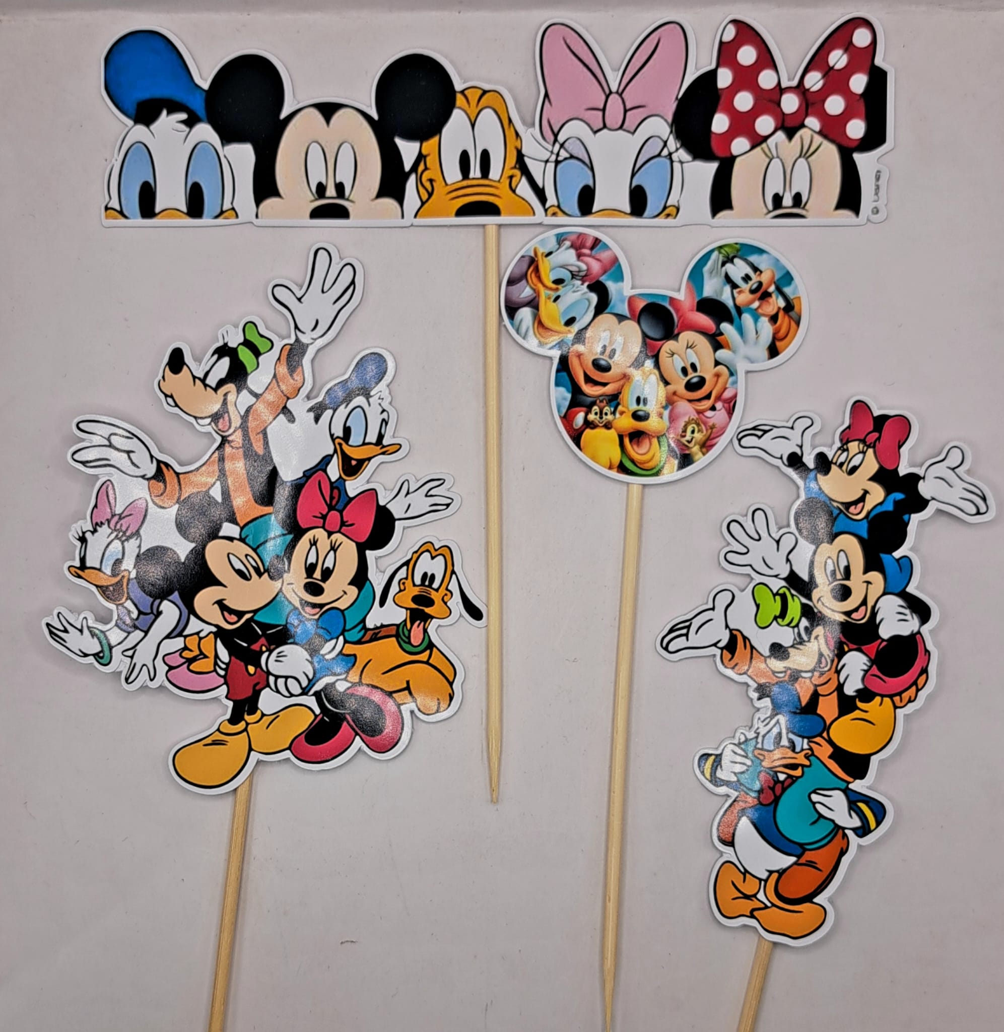 Toper Mickey Mouse si Echipa, nr 10