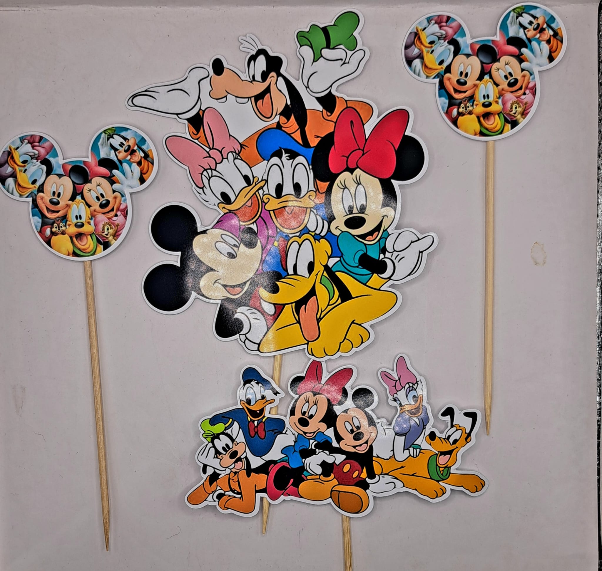 Toper Mickey Mouse si Echipa, nr 9